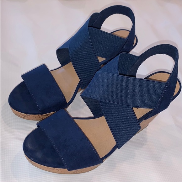 Navy Blue Wedges - Picture 2 of 4